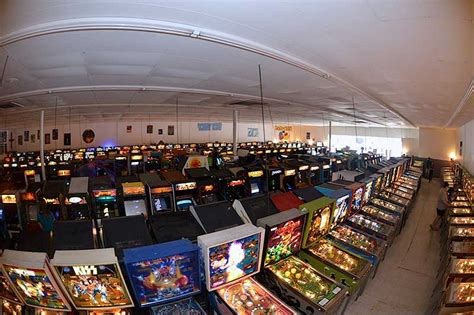 Pinball pa. Free Play Space available for pinball machines is approximately 250 units. Indoor vendor space is approximately 10’x 10’. Indoor Flea Market space is approximately space is 20’x 15′. ... Pa. lodging is available and discounts for this event may apply. We are inquiring and will provide details as they become … 