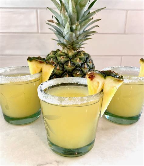 Pineapple alcoholic drinks. Skinny Pineapple Coconut Cocktail is a light & fizzy, low calorie drink that is perfect for summertime. Serve this cocktail on your deck in the summer after a dinner of Baked Chicken Fajitas and Skinny Pineapple Coconut Cake for dessert. I had a baby, guys! Baby Girl #2, Rosie, joined us almost two weeks ago. She’s pretty amazing and I’ll ... 