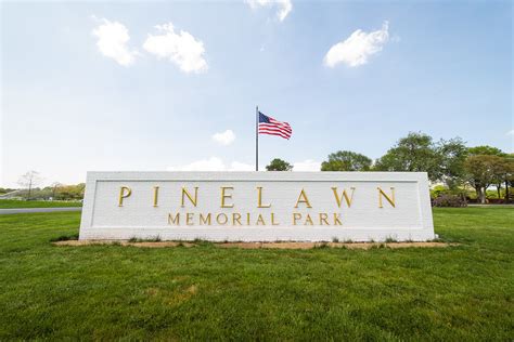 Pinelawn memorial park and arboretum. At Pinelawn, we put an immense amount of effort into creating a beautiful environment for all who visit us while also carefully choosing arboreta that will thrive on our grounds. Guests at our 4th Annual Arboretum Tour were able to experience this dedication first-hand as they were surrounded by the majestic … 