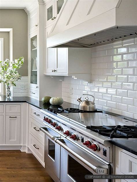 Pink Kitchen with Subway Tile Backsplash Ideas - Houzz