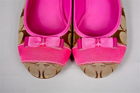 Shop Women's Coach Pink Size 7.5 Flats & Loafers at a discounted price at Poshmark. Description: Super cute pink coach flats. Selling because they are to big on me.. Sold …. 