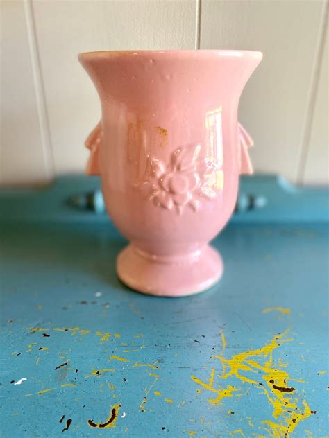 Pink mccoy vase. Things To Know About Pink mccoy vase. 