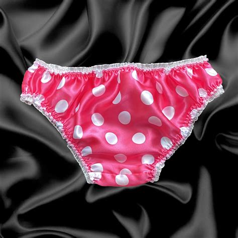 th?q=Pink polka dot 40c lingerie