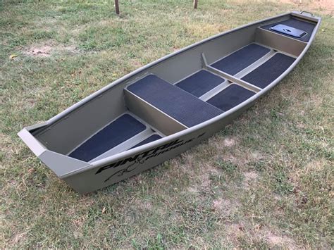 Pintail Duck Boats, LLC. October 16, 2020 ·. 14 ft pirogue with standard options and an added middle seat headed to the waters of FL. Phowler Boat Company.. 