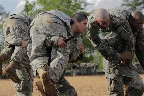 Pioneering Female Ranger School Grad: Lowering Fitness …