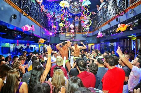 Piranha gay club las vegas. Oct 23, 2021 · After surviving arson, lawsuits, and a 2021 demolition during its famed 40-year history, the Gipsy nightclub is now planning a major return in 2022. Paperwork has been filed to build a new, single ... 