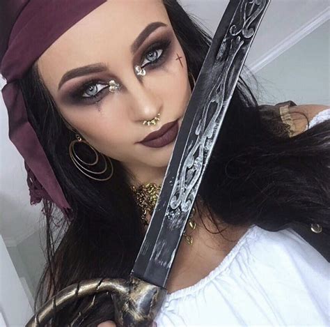 Pirate female makeup. Things To Know About Pirate female makeup. 