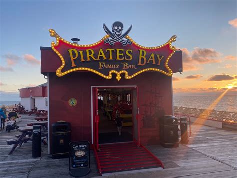 Pirates Bay Family Bar, Blackpool - Restaurant Reviews, Phone …