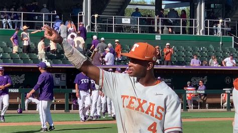 Pitching, defense lead Longhorns to much-needed series win over TCU