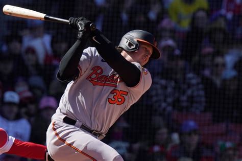 Pitching struggles continue as Orioles drop opening series finale, 9-5, to Red Sox