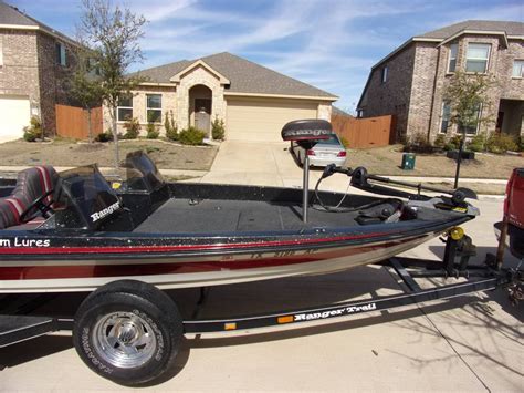 Boats in San Antonio. There are currently 313 boats for sale in San Antonio listed on Boat Trader. This includes 247 new vessels and 66 used boats, available from both private sellers and experienced boat dealerships who can often offer various boat warranty packages along with boat loans and financing options.. 