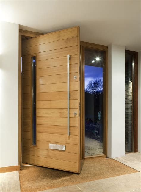 Pivot door. Pivot doors are a fascinating solution for large and modern entrance areas. At the slight push of a button, the door swings weightlessly around the asymmetrical pivot point on both sides. Front doors, interior doors, all doors enable very large panel size and a wide range of custom design options – all-glass, wood, aluminium or other ... 