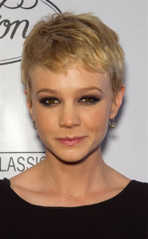 A pixie cut is perfect for those with thin hair, as it stands out gracefully and offers up a chic, modern look that works both for a night out or the office. Whether you opt for a classic or edgy pixie cut, this style will always remain a go-to for thin hair.
