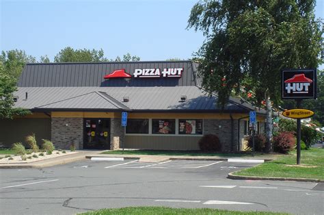 Pizza hut ct. 1. Pizza Hut. 1.7 (89 reviews) Chicken Wings. Fast Food. $919 Central Ave. “In comparison to other Pizza Huts: Server was sweet, but yes, service was quite slow- although it...” … 