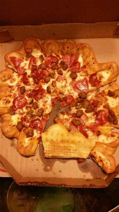 Pizza hut roanoke rapids nc 27870. Order delivery or carryout from your local Pizza Hut at 301 Premier Boulevard in Roanoke Rapids, NC. ... Roanoke Rapids, NC 27870. US. Phone: (252) 537-0013 (252) ... 
