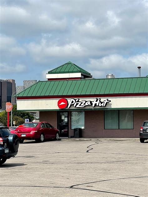 Pizza hut rochester mn. Use your Uber account to order delivery from Pizza Hut (840 S Broadway) in Rochester. Browse the menu, view popular items, and track your order. Create a business account; Add your restaurant; ... Rochester, MN 55904. Sunday - Thursday: 10:00 AM-12:00 AMFriday - Saturday: 10:00 AM-1:00 AM. Pizza Hut (840 S Broadway) 4.5 x (20) • … 