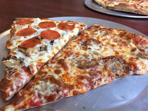 Pizza in omaha. Mar 2, 2023 ... 15 Best Pizza Places in Omaha, NE 2023 Updated. 