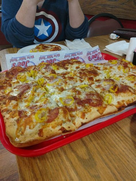 Pizza joes andover. 724-588-4321 | 324 Main St. Greenville, Pennsylvania, 16125 | greenville@pizzajoes.com 
