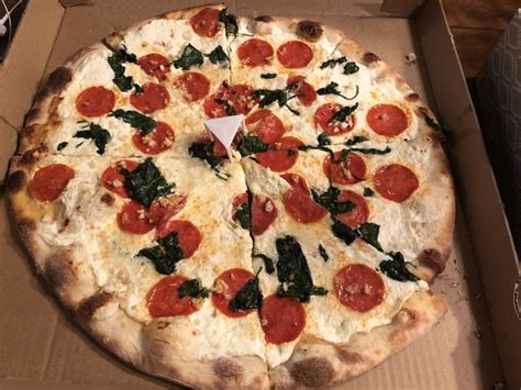 Pizza thousand oaks. Greco's New York Pizzeria 245 N Moorpark Rd, Thousand Oaks, CA 91360. 805-601-8185 (182) Order Ahead We open Sun at 11:30 AM. Full Hours. Skip to first category. Pizza Specials Salads Additions & Sides Wings A La Carte Pasta Beverages Catering Menu. pizza. Pizza. The Authentic NY Cheese Pizza ... 