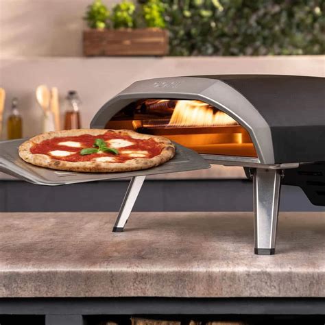 Pizzaforno - Alfa’s 2 Pizze is a modern oven design that combines state-of-the-art technology with maximum user-friendliness. Quality materials, attention to detail and innovation combined with the skills of Alfa’s craftsmen make using this oven a unique experience. Although compact in size, 2 Pizze manages to bake a fragrant pizza, as well as tasty ...