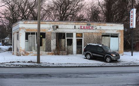 Pizzeria proposed at former dry cleaners site in Brunswick
