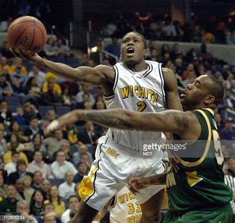 PEORIA, Ill. -- In the return match-up of the two Missouri Valley Conference teams that advanced to the 2006 NCAA Tournament Sweet 16, Bradley (14-7, 5-4) avenged