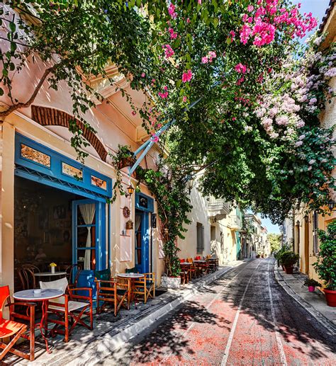 Pláka greece. Where to Eat and Drink in Plaka. Everyone who comes to Athens ends up in Plaka. But how to find authentic places to eat and drink among so many touristy spots? We took a walk … 