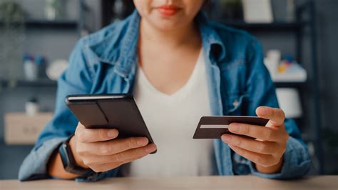 Places To Avoid Using Your Debit Card 