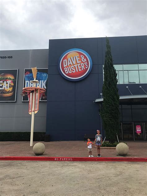 Places Like Dave And Busters In California. 1. Tilt Studio (Burbank) — Retro arcade and bar. 2. Golfland Sunsplash (Roseville) — Arcade, water park, mini golf. 3. Scandia Fun Center (multiple .... 