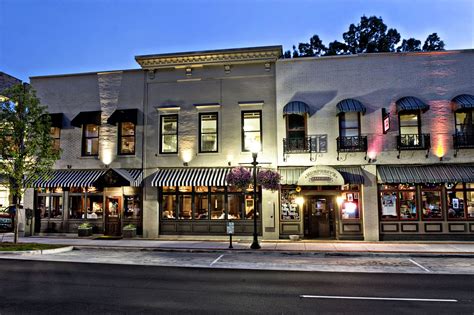 Places to eat huntsville. People also liked: Restaurants With Outdoor Seating. Best Restaurants in Huntsville, AL 35805 - Stovehouse, Urban Cookhouse, The Poppy and Parliament, West End Grill, Prohibition Rooftop Bar & Grill, Agave & Rye - Huntsville, Char Restaurant, Connors Steak & Seafood, Rocket City Tavern, MELT. 