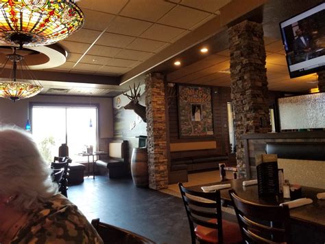 Places to eat in minot nd. Nite Train Pizza, Minot, North Dakota. 4,417 likes · 2 talking about this · 431 were here. Family owned and operated, Nite Train Pizza has been serving... 
