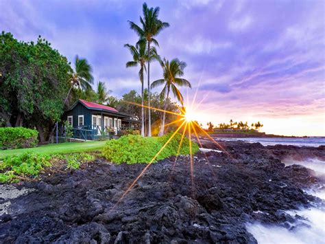 Places to stay big island hawaii. Because the state of Hawaii rests in the middle of the Pacific Ocean, it is not on any continent. The chain of islands became part of the United States in 1959 as the 50th and fina... 