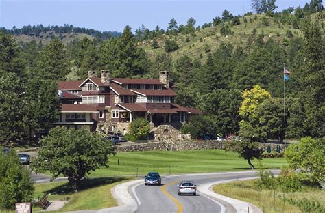 Places to stay in custer sd. In recent years, the concept of aging in place has gained significant attention. Many older adults are choosing to stay in their own homes as they age, rather than moving to assist... 