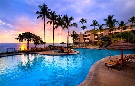Places to stay in hilo hawaii. Are you a fashion-forward individual who loves to stay ahead of the latest trends? Look no further than the TK Maxx online shop. With its wide selection of designer brands and affo... 