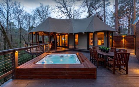 Places to stay in hot springs ar. Jan 15, 2023 ... short drive from downtown Hot Springs to Fox Pass Cabins! Nestled among the pines, Fox Pass Cabins offers nine unique stays - seven themed ... 