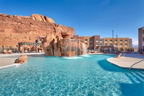 Places to stay near arches national park. Located 14 miles from Mesa Arch, Sleep Inn & Suites Moab near Arches National Park offers 2-star accommodations in Moab and features free bikes, a seasonal outdoor swimming pool and a shared lounge. My husband and I were very … 