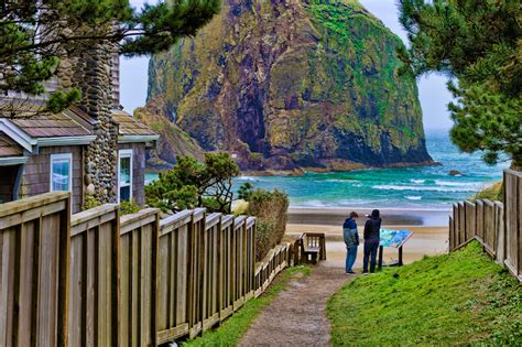 Places to stay on the oregon coast. We love the Hallmark Resort & Spa or the Ocean Lodge. However, there are tons of really great vacation rentals all along the coast. What is great about a ... 
