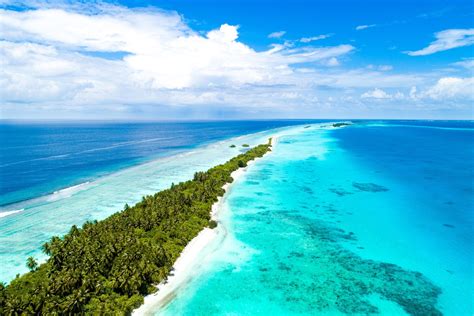 Places to visit in maldives in october