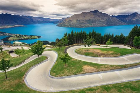 Places to visit in new zealand. New Zealand, with its breathtaking landscapes and vibrant culture, has become a popular destination for individuals seeking new professional opportunities. Boasting a strong econom... 