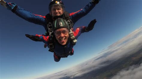 Plan Cheshire skydiving trips & skydive in Cheshire