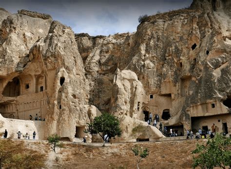 Plan your stay in GöremeSayfamızda Göreme Açık Hava Müzesi hakkındaki detaylı bilgileri bulabilirsiniz.