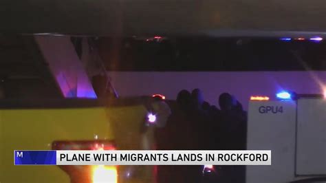 Plane carrying migrants from Texas landed in Rockford, en route to Chicago