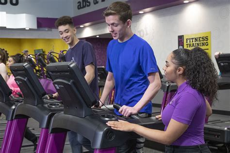Planet fitness program. May 7, 2023 · Teens can register now before free club access starts May 15, and those under 18 have to sign up with a parent or guardian, Planet Fitness said in the news release. The program runs through August 31. 