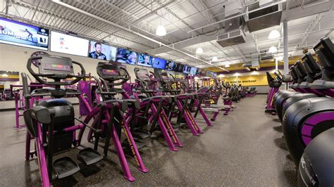 Planet fitness syosset. Planet Fitness appears to have rebounded somewhat since the stats were shared. Per the New York Stock Exchange, Planet Fitness' stock value currently stands … 