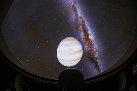 Planetarium Projection Systems: Delivering Awe and Wonder