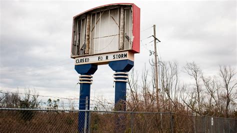 Plans to redevelop abandoned Six Flags could be derailed again