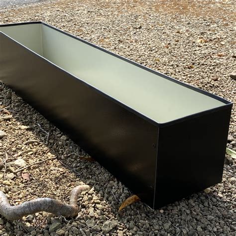 Plant Troughs & Trays - Gardening The Range