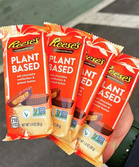 Plant based reeses. But Rite Aid lists a 1.4-ounce package of two plant-based Reese’s Cups at $2.49; that’s about $1 more than consumers would pay for a regular package. Hershey charges a similar premium for organic versions of its Reese Cups, which went on sale in 2021. And ditching the dairy won’t cut calories. While Hershey didn’t release all of the ... 