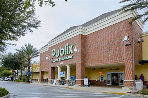 Plantation publix. Publix is situated right in Plantation Square at 5375 North Socrum Loop Road, within the north region of Lakeland (by Plantation Square). This store principally provides service to customers from the areas of Eaton Park, Polk City, Highland City, Auburndale and Kathleen. If you plan to swing by today (Wednesday), its operating hours are 7:00 am ... 