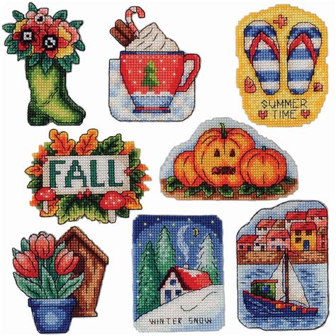 Barn Magnet in 2023  Plastic canvas patterns, Plastic canvas
